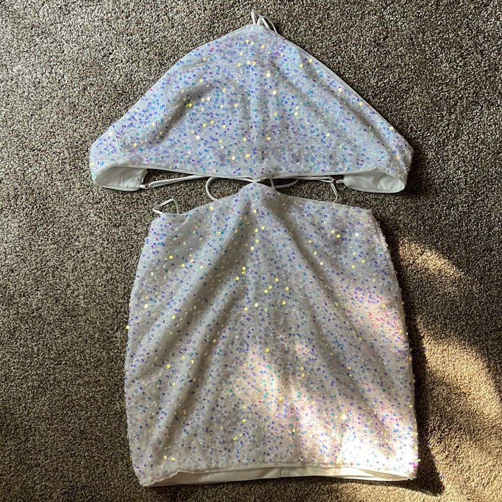 White sequin halter dress. Size LG. Great for Bach/Eras tour. Never been worn.